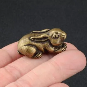Pure Brass Rabbit Statue Vintage Animal Figure Tea Pet Ornament Miniature Craft EDC Tools & Brass Collectibles