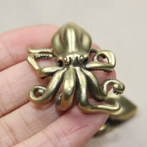 Pure Brass Octopodidae Statue Octopus Cuttlefish Tea Pet Ornament Marine Animal EDC Tools & Brass Collectibles