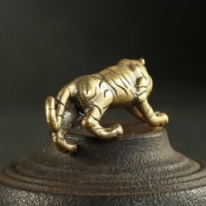 Pure Brass Vintage Tiger Figurine Zodiac Animal Craft Tea Pet Ornament Miniature EDC Tools & Brass Collectibles