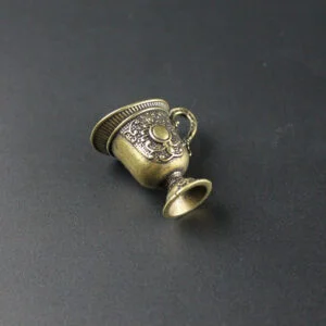 Pure Brass Palace Wine Glass Cup Keychain Pendant Court Goblet Tea Pet Ornament EDC Tools & Brass Collectibles
